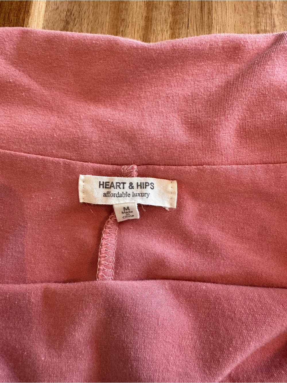 Heart & Hips Off-the-Shoulder Midi Dress | Dusty Rose | Size M | A-1829 - Picture 8 of 10